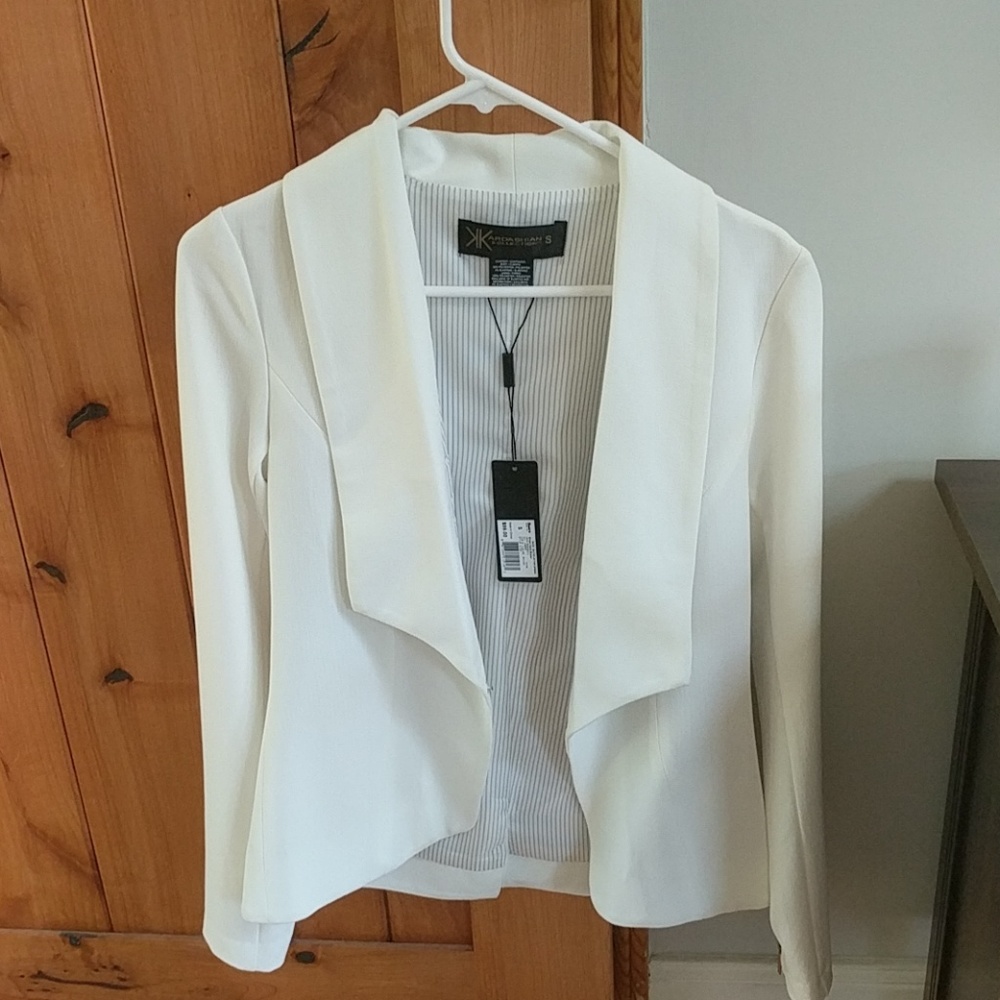 NWT Gorgeous White blazer SMALL
